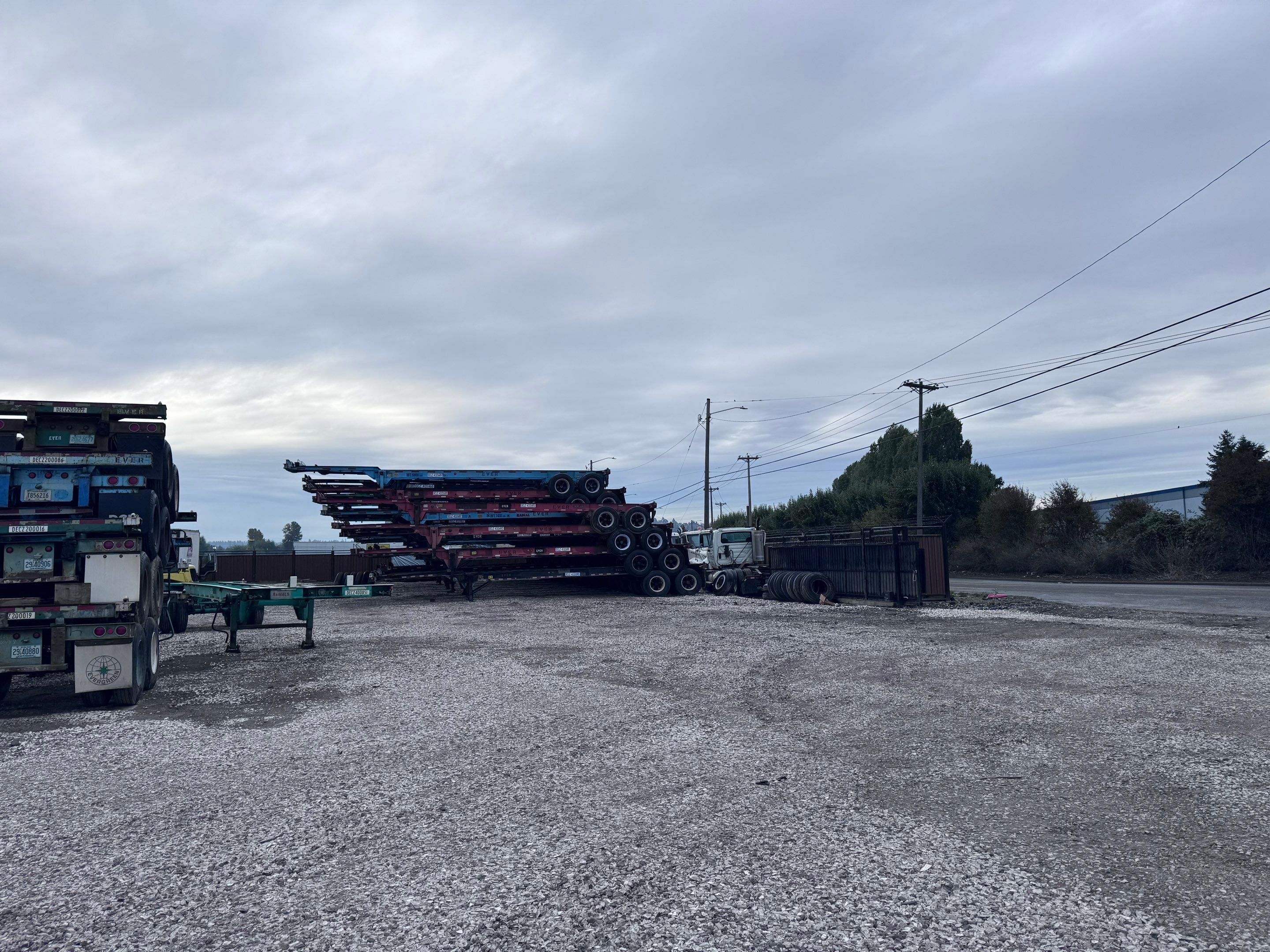 Port and rail drayage trucking